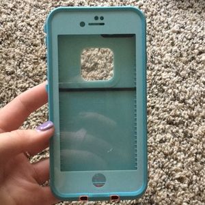 Teal iPhone 7/8 life proof phone case